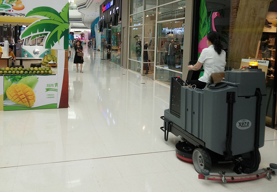江西大型清潔設備多功能洗地機和電動<a href=http://www.binhaiguoji.com.cn target=_blank class=infotextkey>掃地車生產廠</a>